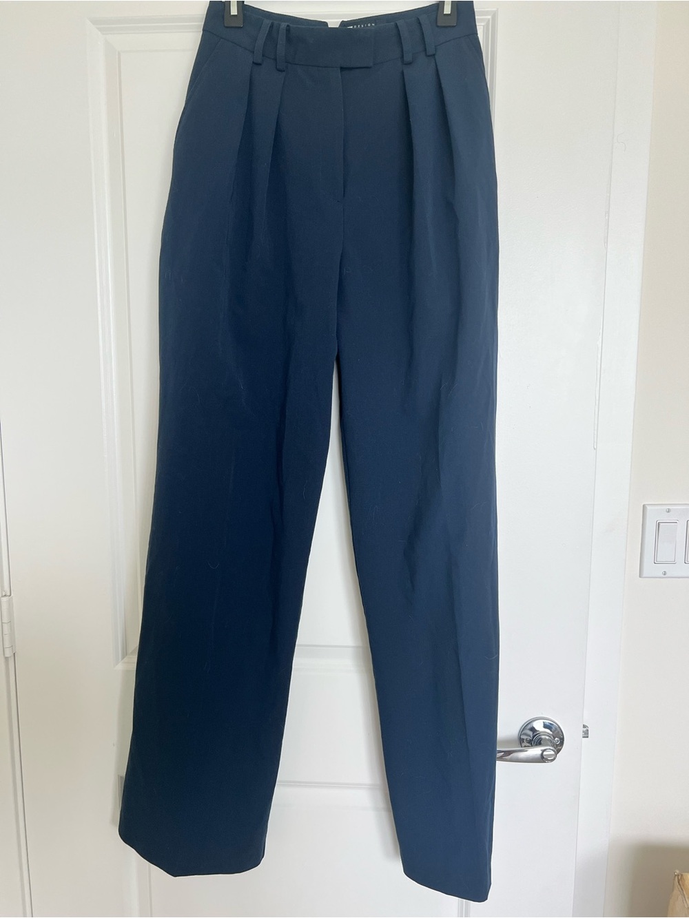 ASOS Women’s Navy Pleated Wide Leg Dress Pants - Size 6 Tall